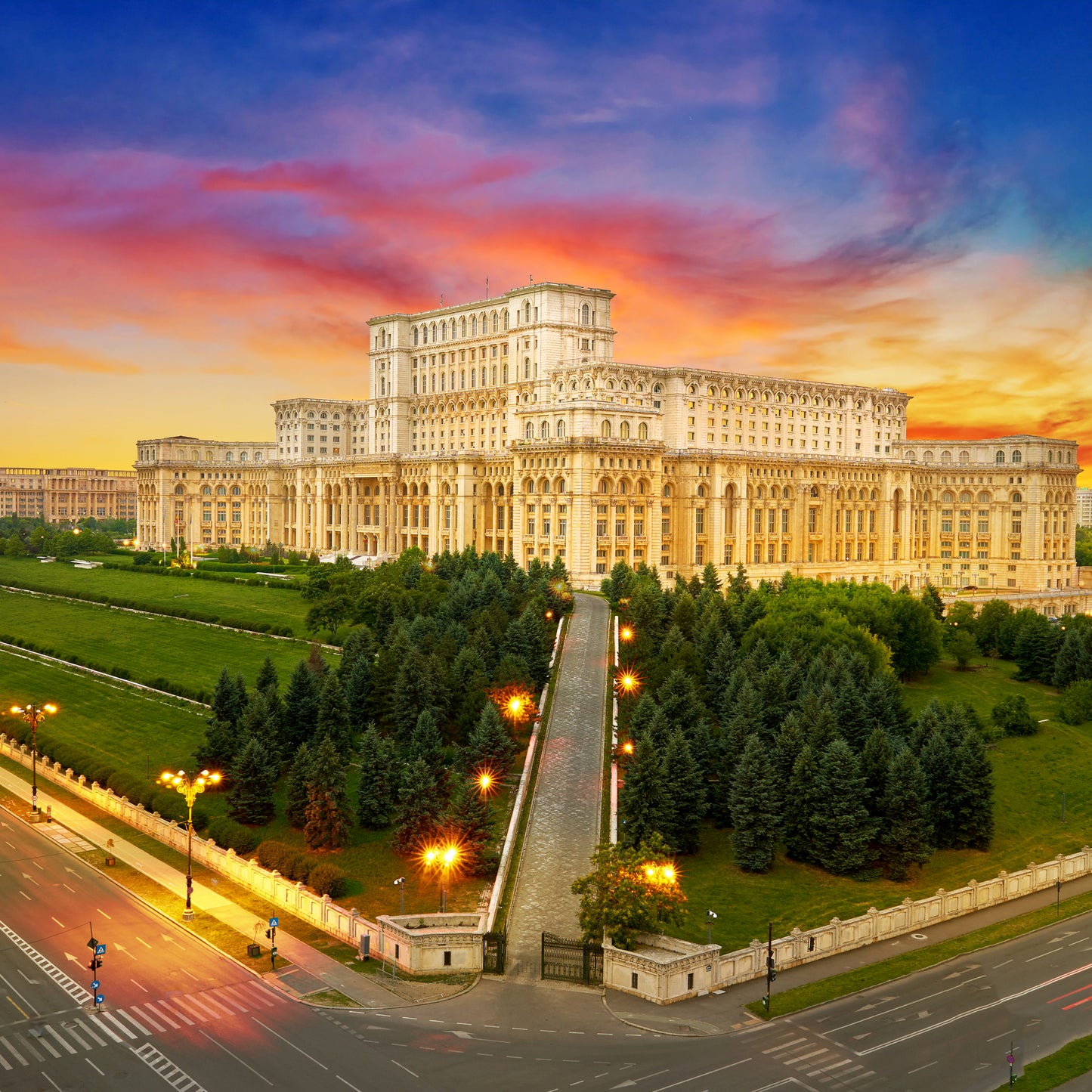 Highlights of Bucharest in 4h